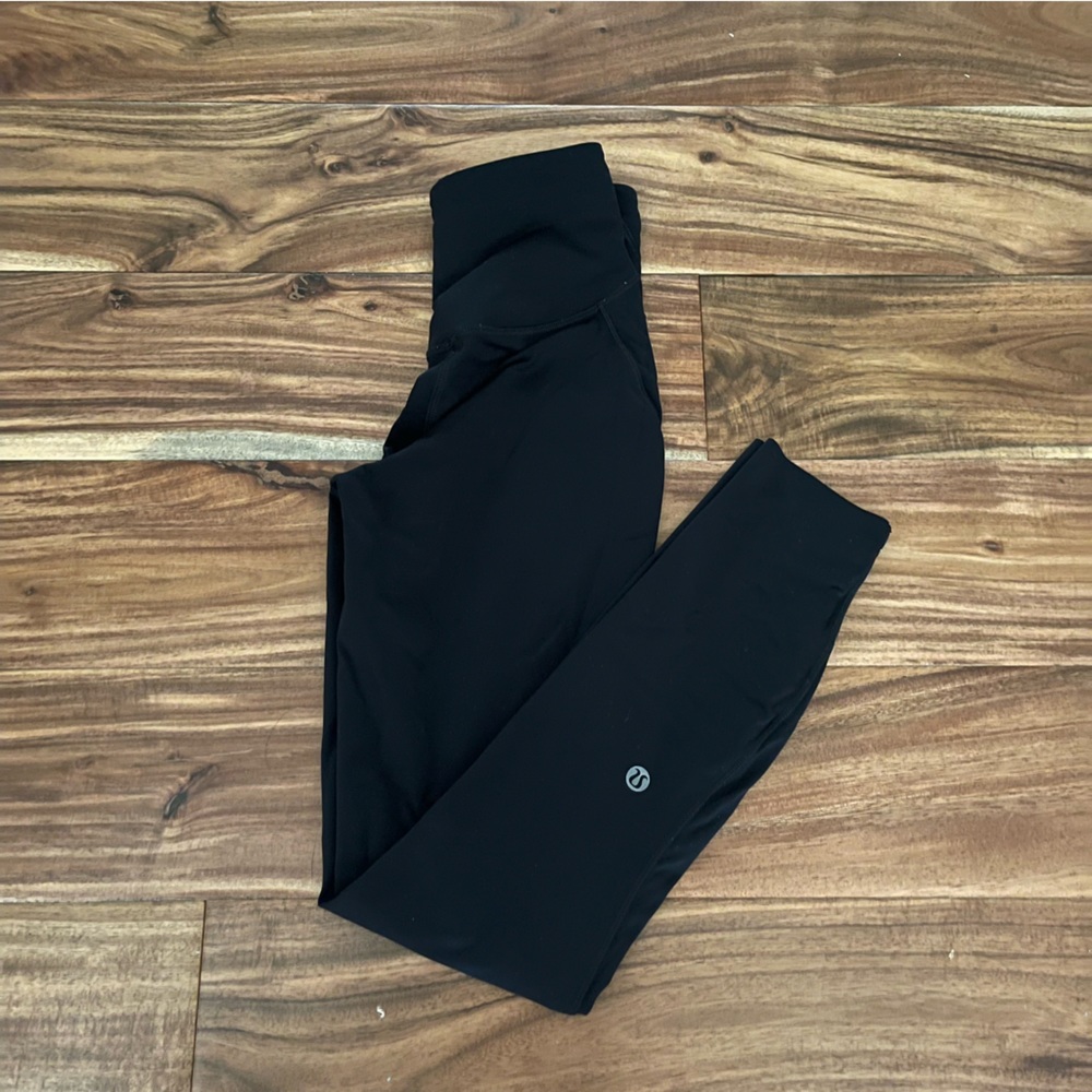 Lululemon 7/8 size 0 25”